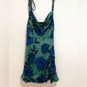 Ruby & Jenna Blue and Green Floral Dress size S